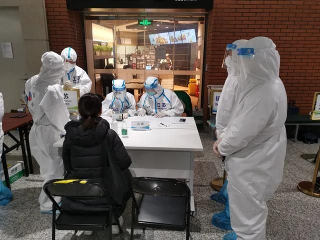镇江新区管控区区境外输入详情:镇江新区出口封闭
