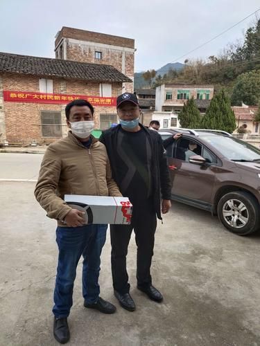浙江省湖州市吴兴区最新通告：所有人员足不出户(湖州市吴兴区新型冠状病毒病例)