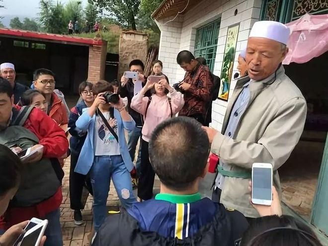包含宁夏回族自治区中卫市沙坡头区通报27例死亡病例详情的词条