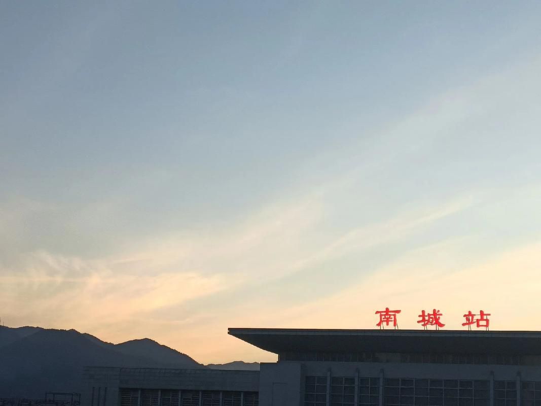 【江西省抚州市资溪县新增30例重症及4例无症状,江西资溪今天】