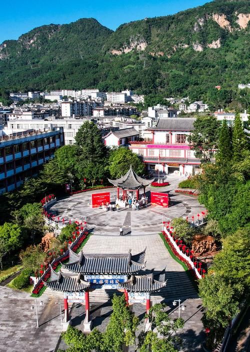 包含31省区市新增境外输入21例均在云南省普洱市宁洱哈尼族彝族自治县的词条