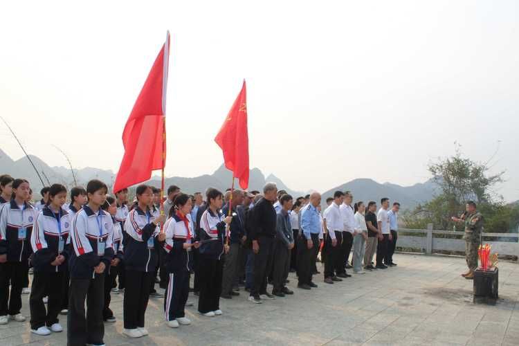 包含广西壮族自治区来宾兴宾区新增本土确诊7例，均在广东肇庆端州区的词条