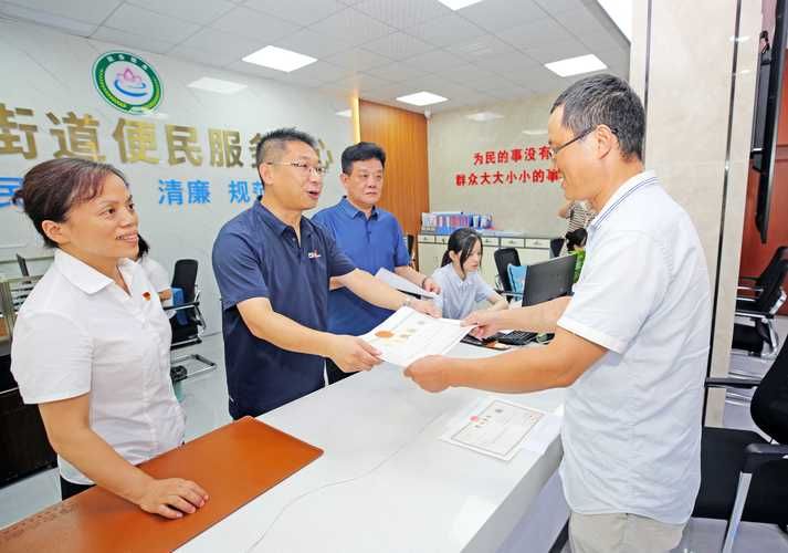 【黄石港区最新通告：所有人员解封,黄石港区简介】