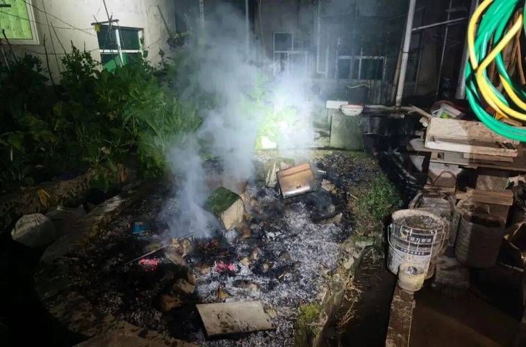 湖北省恩施土家族苗族自治州咸丰县本土确诊已蔓延13地:恩施咸丰县疫情