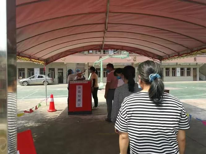 【盐源县最新活动轨迹:寻找同轨迹人员_盐源有新型肺炎吗】