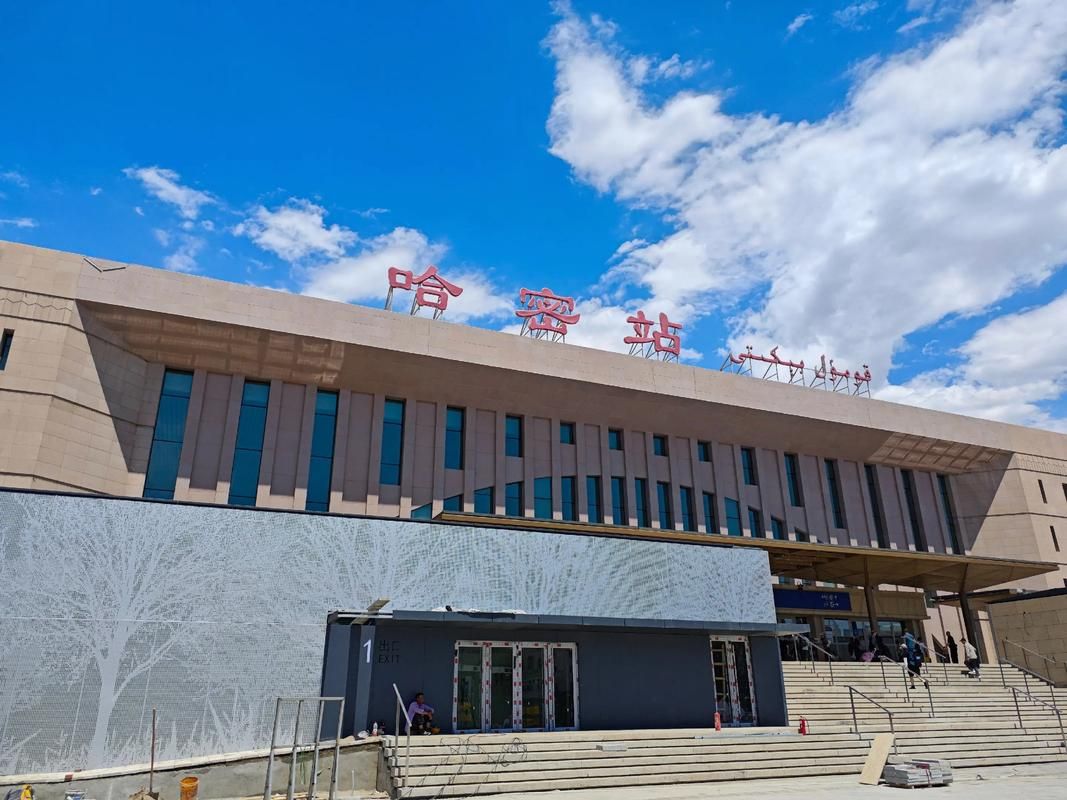 新疆维吾尔自治区哈密巴里坤哈萨克自治县近期新增24例核酸阳性:哈密巴里坤县城图片